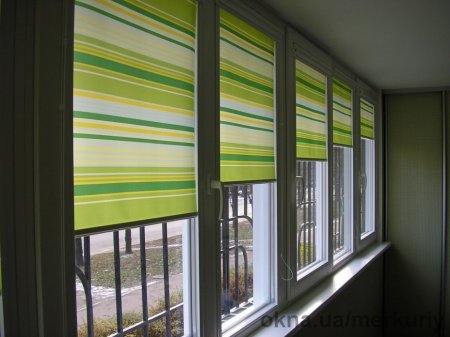 Как выбрать красивые и практичные рулонные шторы?