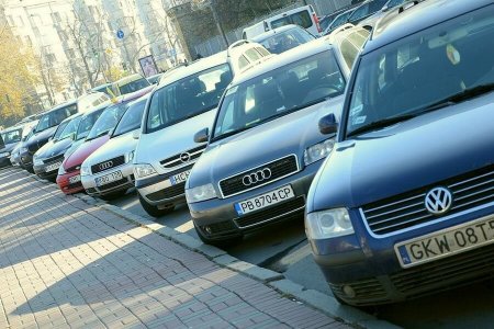 СБУ викрила корупційну схему розмитнення авто