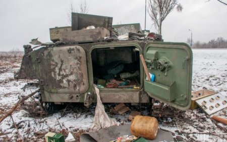 Українські військові на деяких ділянках посунули ворога до його кордонів і забрали багато техніки