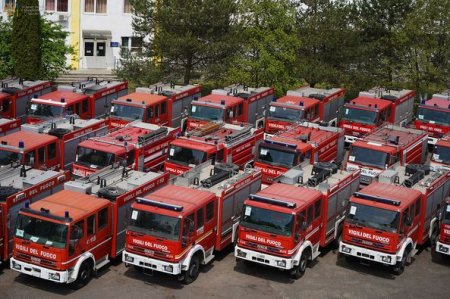 На Закарпаття з Італії прибули 45 пожежних автомобілів