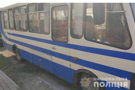 На Тернопільщині 46-річна жінка випала з автобуса