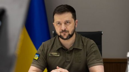 Зеленський підтримав петицію про візовий режим з рф і дав доручення уряду