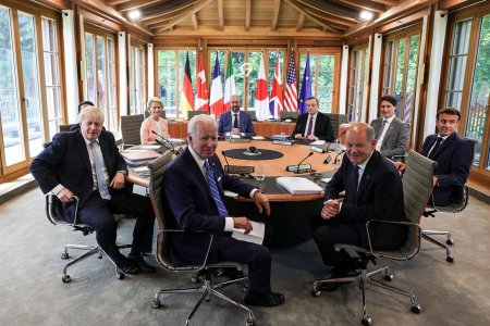 Країни G7 домовилися підтримувати Україну безстроково
