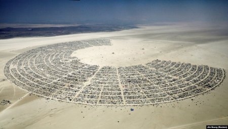 Фестиваль Burning Man цьогоріч закінчився плачєвно